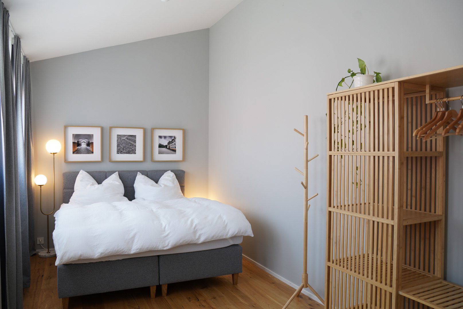 [Stylish lounge area – furnished apartment Graz with elegant design]